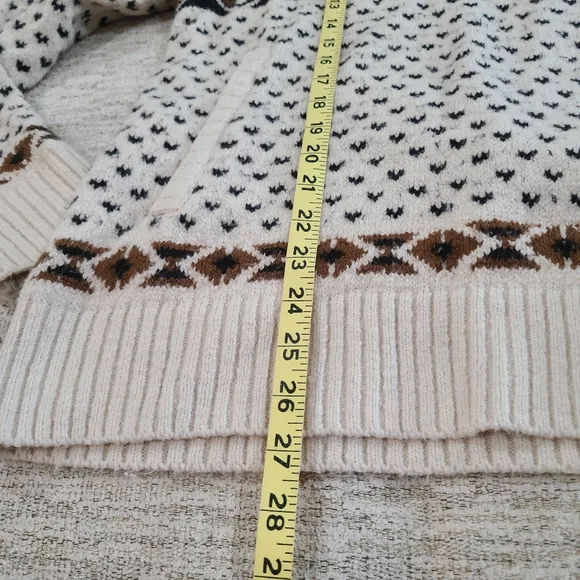 American Eagle Knit Hooded Pullover Deer Sweater Cream Mens Medium Winter FallE - Picture 9 of 9